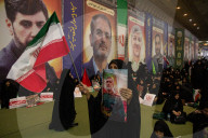 Iran honors war martyrs