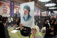 Iran honors war martyrs