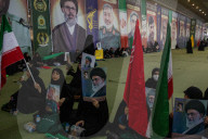 Iran honors war martyrs