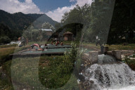 Hot Weather In Kashmir 