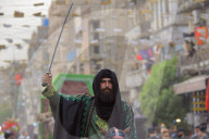 On Thursday Evening, July 3, 2025, Baghdad Commemorates The Seventh Day Of Muharram With A Symbolic Parade Of Imam Abbas, Including Rituals Of The Zanjil And Drums.