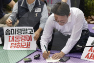 New Prime Minister Kim Min-seok Meets Farmers At Protest Site In First Official Act