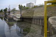 Vistula's River Water Level Drops To Record Low.