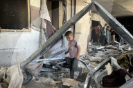 Rimal Clinic in Gaza bombed by Israel
