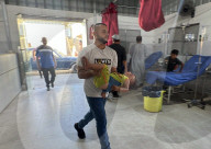 Injured Palestinians taken to hospital