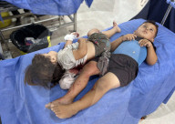 Injured Palestinians taken to hospital