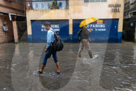 Overnight Rain Caused Massive Waterlogging In Kolkata.