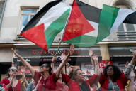 A Red Human Line In Paris For Gaza