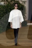 MODE - Paris Haute Couture Herbst/Winter 2025/2026: Julie de Libran