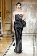 MODE - Paris Haute Couture Herbst/Winter 2025/2026: Giorgio Armani Prive
