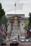 Daily Life And Economy In London