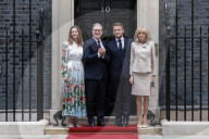 Kier Starmer Greets Emmanuel Macron to N010