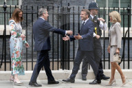 Kier Starmer Greets Emmanuel Macron to N010