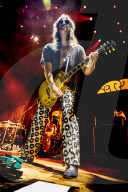DIRTY HONEY Live Accor Arena Bercy Paris 2025