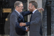Kier Starmer Greets Emmanuel Macron to N010