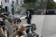 DC: President Trump hold a White House departure