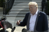 DC: President Trump hold a White House departure