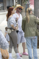 Macaulay Culkin and Brenda Song shopping at Studio City Farmer's Market