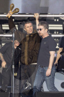 Oasis perform at Heaton Park