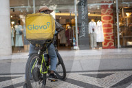Delivery Workers’ Daily Struggle In Lisbon Amid Rising Living Costs