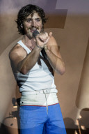 PEOPLE - US-Showman und Sänger Benson Boone und sein spezieller Back Flip vom Klavier auf der HauptbÃ¼hne des Montreux Jazz Festivals
