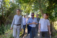 Ed Miliband and Steve Reed visit Hinksey Heights Fen