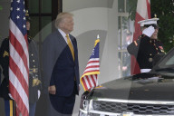 DC: President Trump and Crown Prince and PM Hamad Al Khalifa hold a White House bilateral meeting