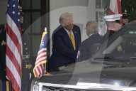 DC: President Trump and Crown Prince and PM Hamad Al Khalifa hold a White House bilateral meeting