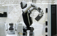 Robot can swap its own batteries autonomously
