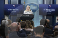 DC: Press Sec Leavit hold a Immigration and Epstein controversy press briefing