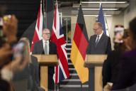Prime Minister Keir Starmer and Friedrich Merz visit Airbus