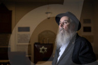Ephraim Finch the man who buried 10,000 people has lessons on empathy, loss and the majesty of memory.