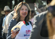 Danielle Smith Kicks Off KDays 2025 With Premier’s Pancake Breakfast In Edmonton