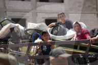 Displacement Of Bedouin Families From Suwayda To Daraa In Search Of Safety
