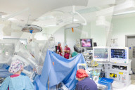 Secretary of State Peter Kyle visits Southmead Hospital in Bristol