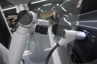 Intelligent Charging Robot