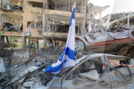 Iranian missiles hit Ramat Gan, June 14, 2025