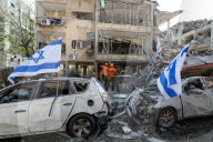 Iranian missiles hit Ramat Gan, June 14, 2025