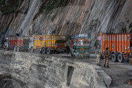 Daily Life In Kashmir