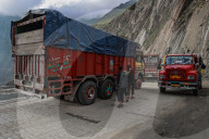 Daily Life In Kashmir