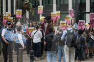 Anti migrant protests in UK