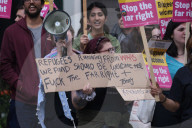 Anti migrant protests in UK