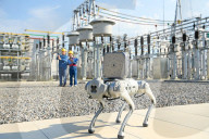 Intelligent Robot Inspects Power Grid in Chuzhou