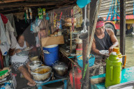 Daily Life In Laguna Lake In Philippines