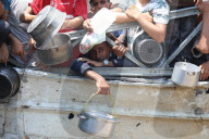 Israel-Hamas War 2025: Food Distribution in Gaza