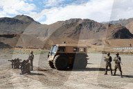 India Shows Latest Weapons And Machinery On 26th Kargil Vijay Diwas