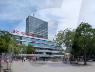 BZ Newspaper Advertising At Europa Center In Berlin