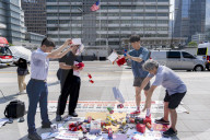 Seoul Activists Protest U.S. Tariff Pressure Across From Embassy, Signal Boycott Threat