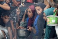 Food distribution in Gaza