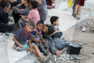 Food distribution in Gaza